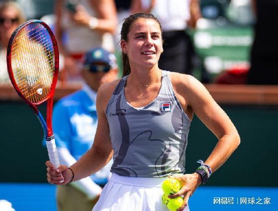 接接近英超 接接近英超