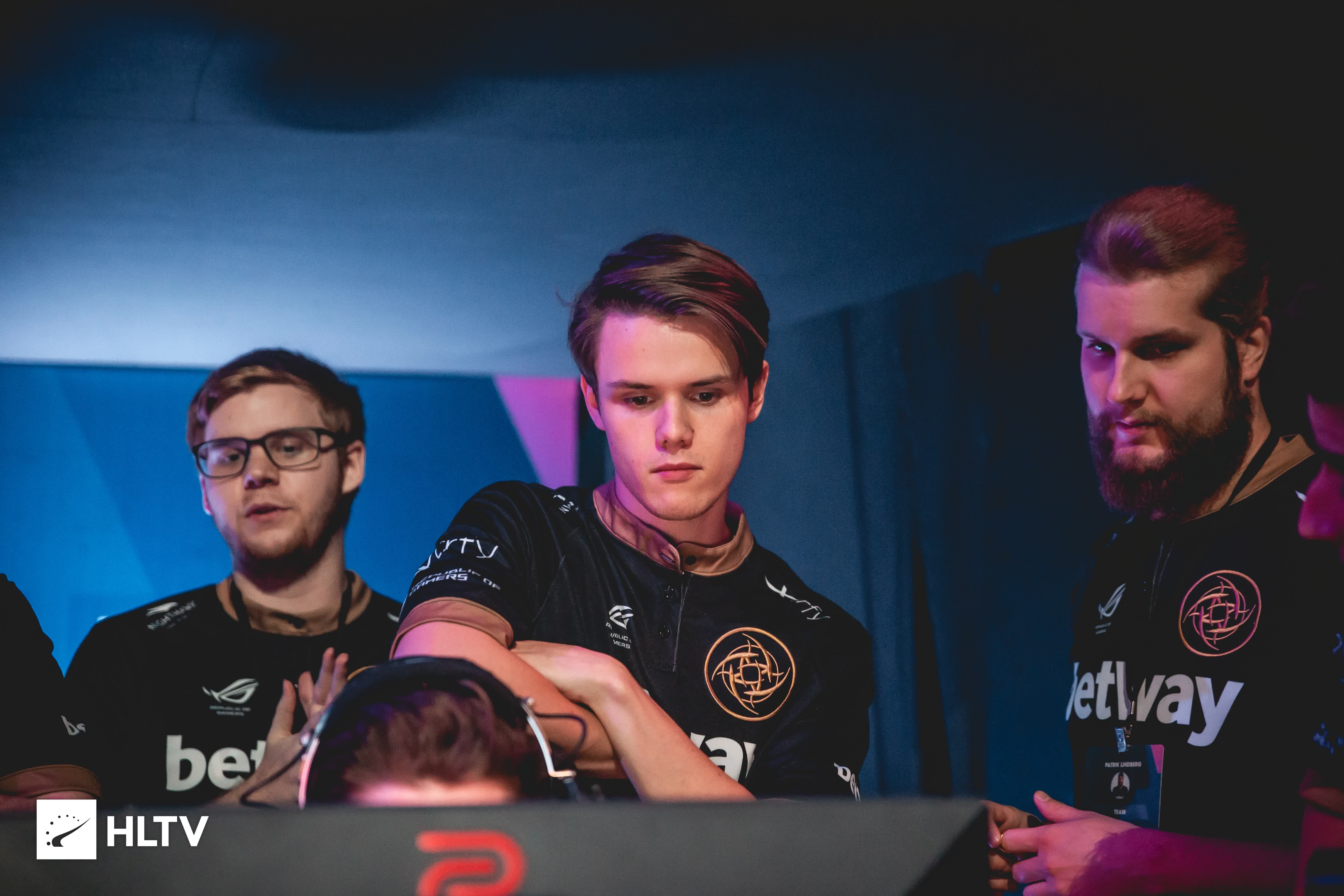 也没有与土 也没有与土